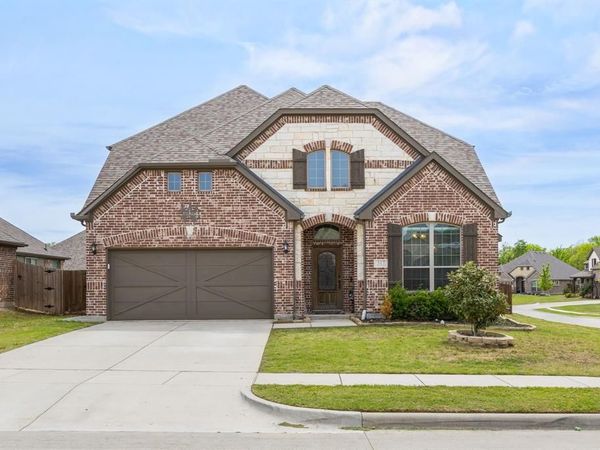 317 Thompson Drive, Van Alstyne, TX 75495