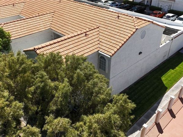 1800 Edmond Street , Unit 229, Las Vegas, NV 89146