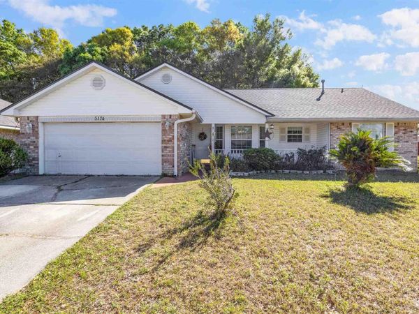 3174 Windjammer Ct, Pensacola, FL 32526
