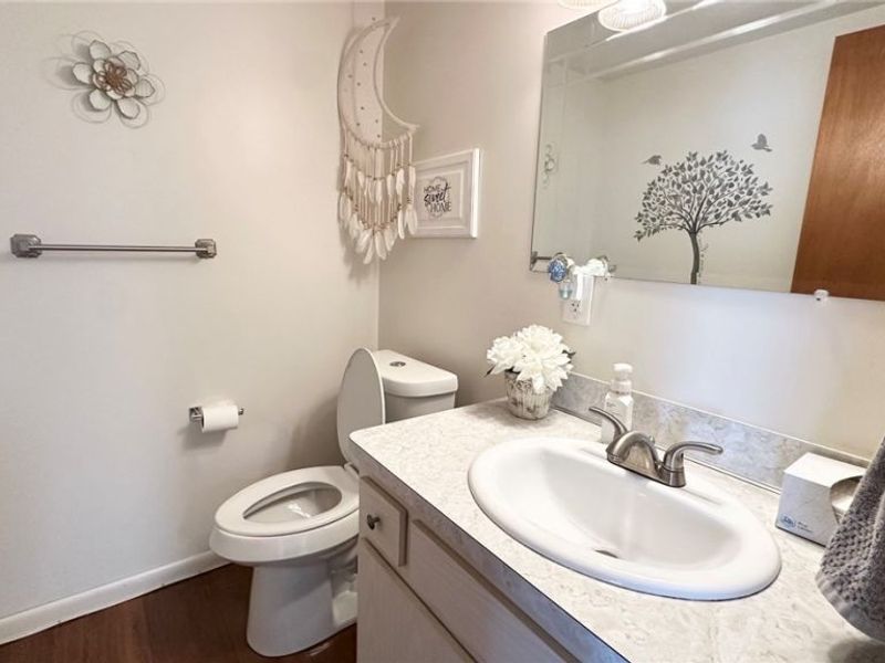 6960 S Parkway Drive, Middleburg Heights, OH 44130 Photo 11