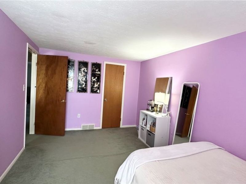 6960 S Parkway Drive, Middleburg Heights, OH 44130 Photo 17