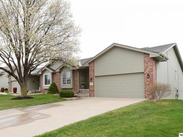 7033 S 163rd Street , Omaha, NE 68136