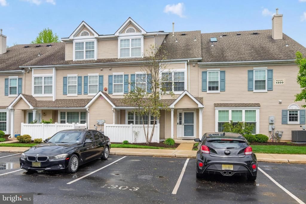 1303 Wharton Road, Mount Laurel, NJ 08054 Main Photo