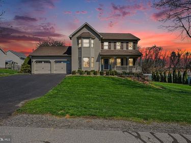 3 SHEELEY LANE, BOILING SPRINGS, PA 17007