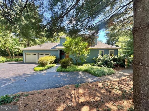 406 E HAZEL AVENUE, MARIETTA, PA 17547