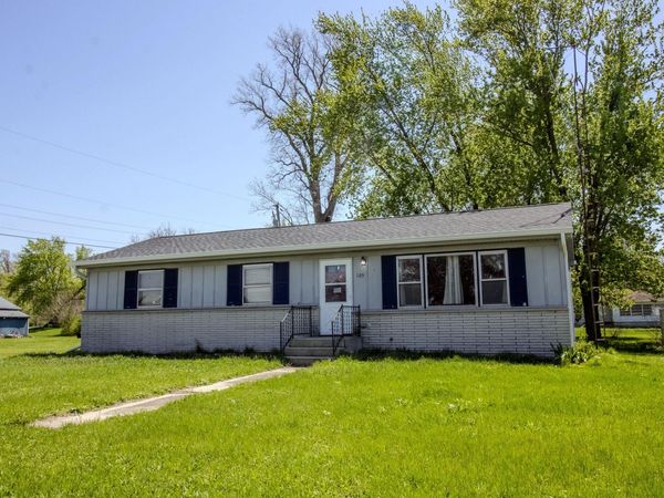 105 W Green Street, San Pierre, IN 46374