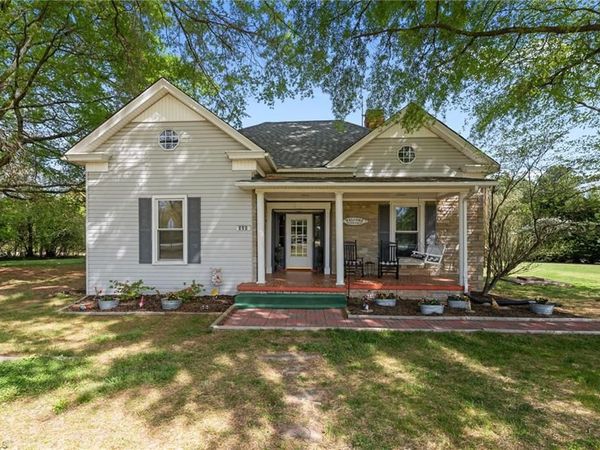 528 Red Marshall Road, Pelham, NC 27311