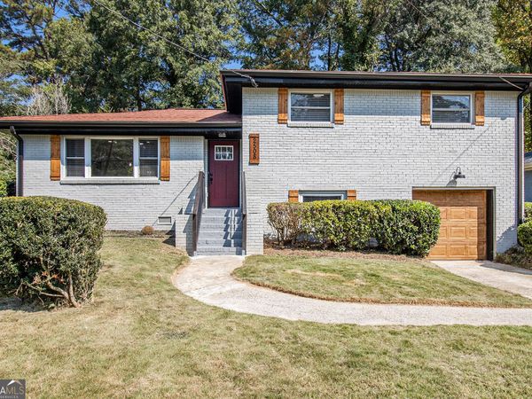 2508 Fontaine Circle, Decatur, GA 30032