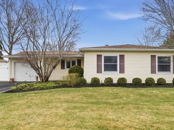 19 All Points Terrace , Holbrook, NY 11741