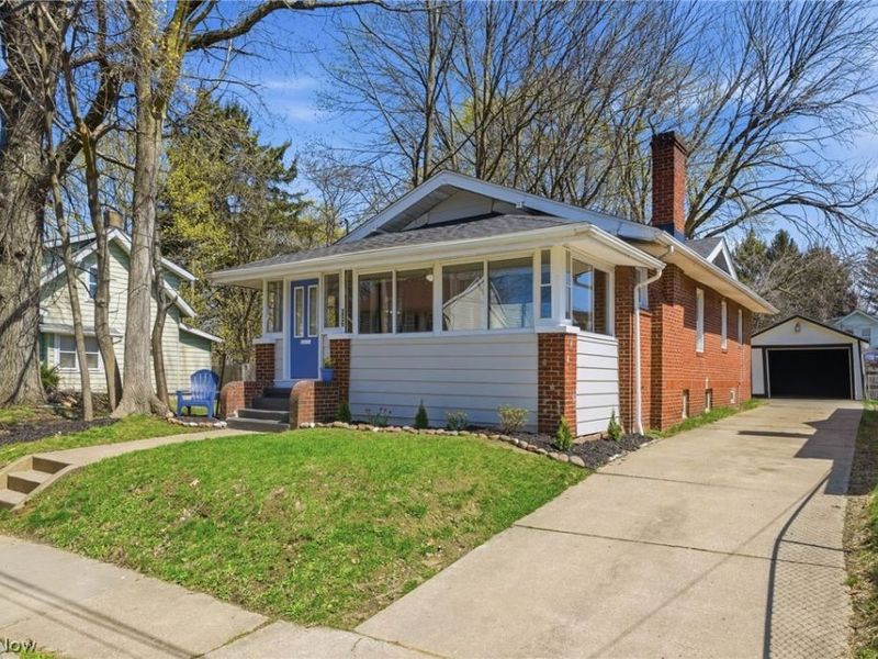 627 Arden Place, Akron, OH 44306 Photo 2