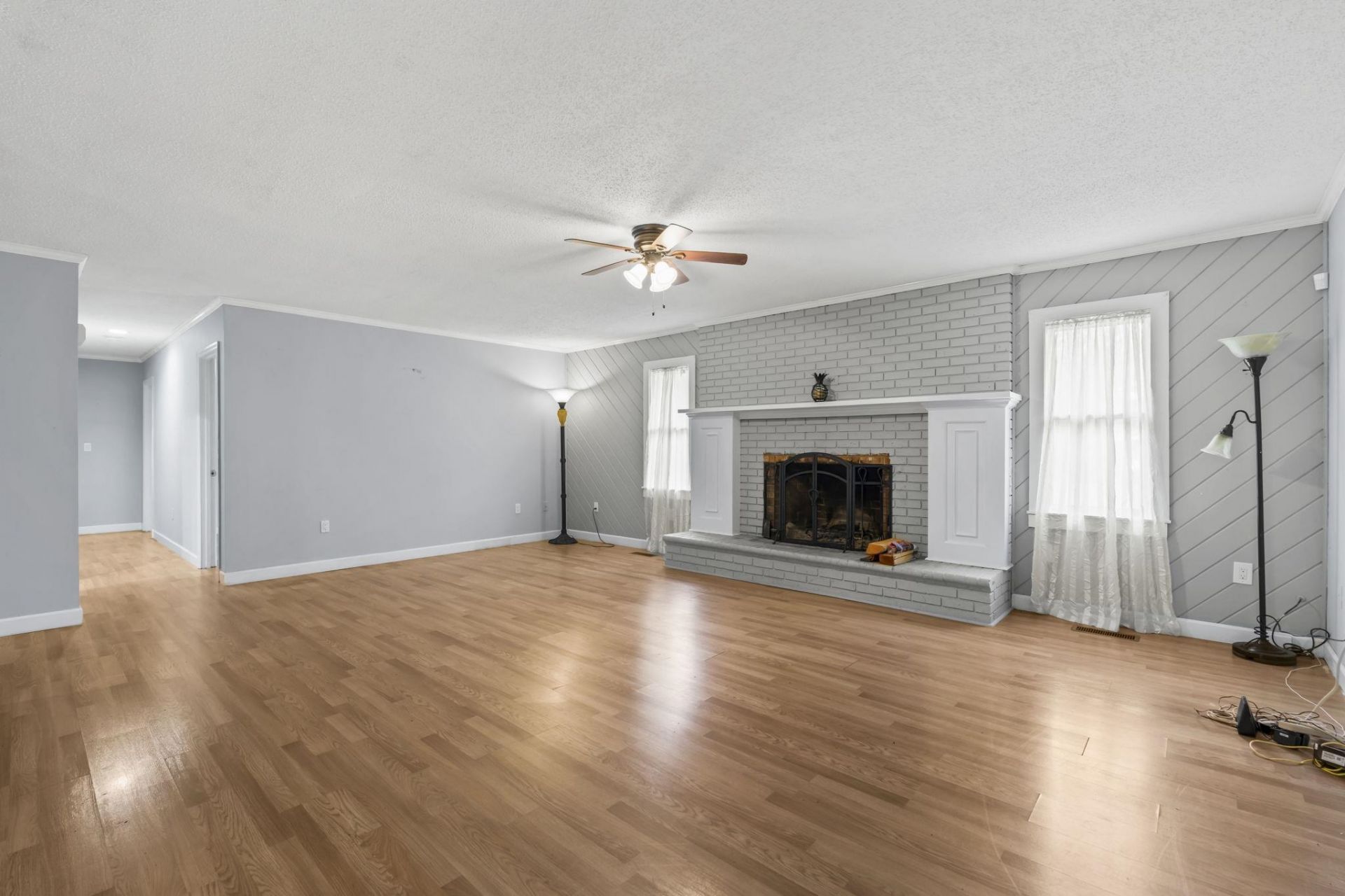 11831 N Highway 905 Photo 18