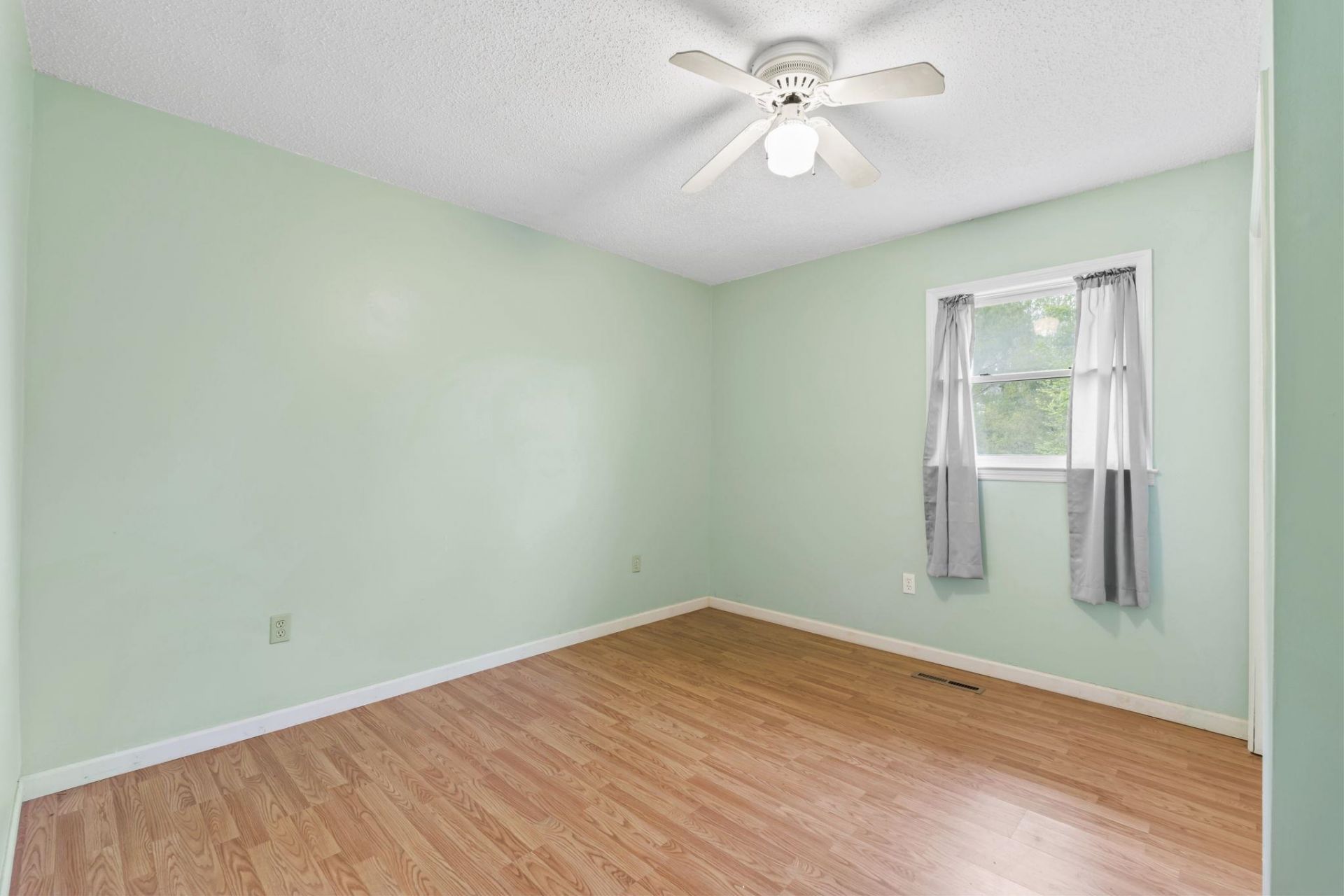 11831 N Highway 905 Photo 19
