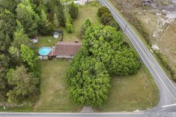11831 N Highway 905 photo 4