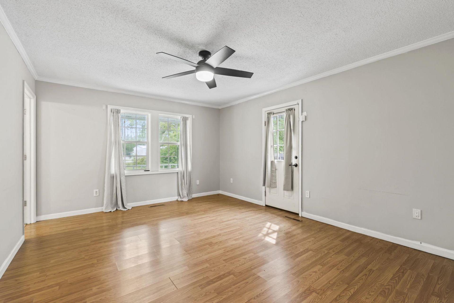 11831 N Highway 905 Photo 24
