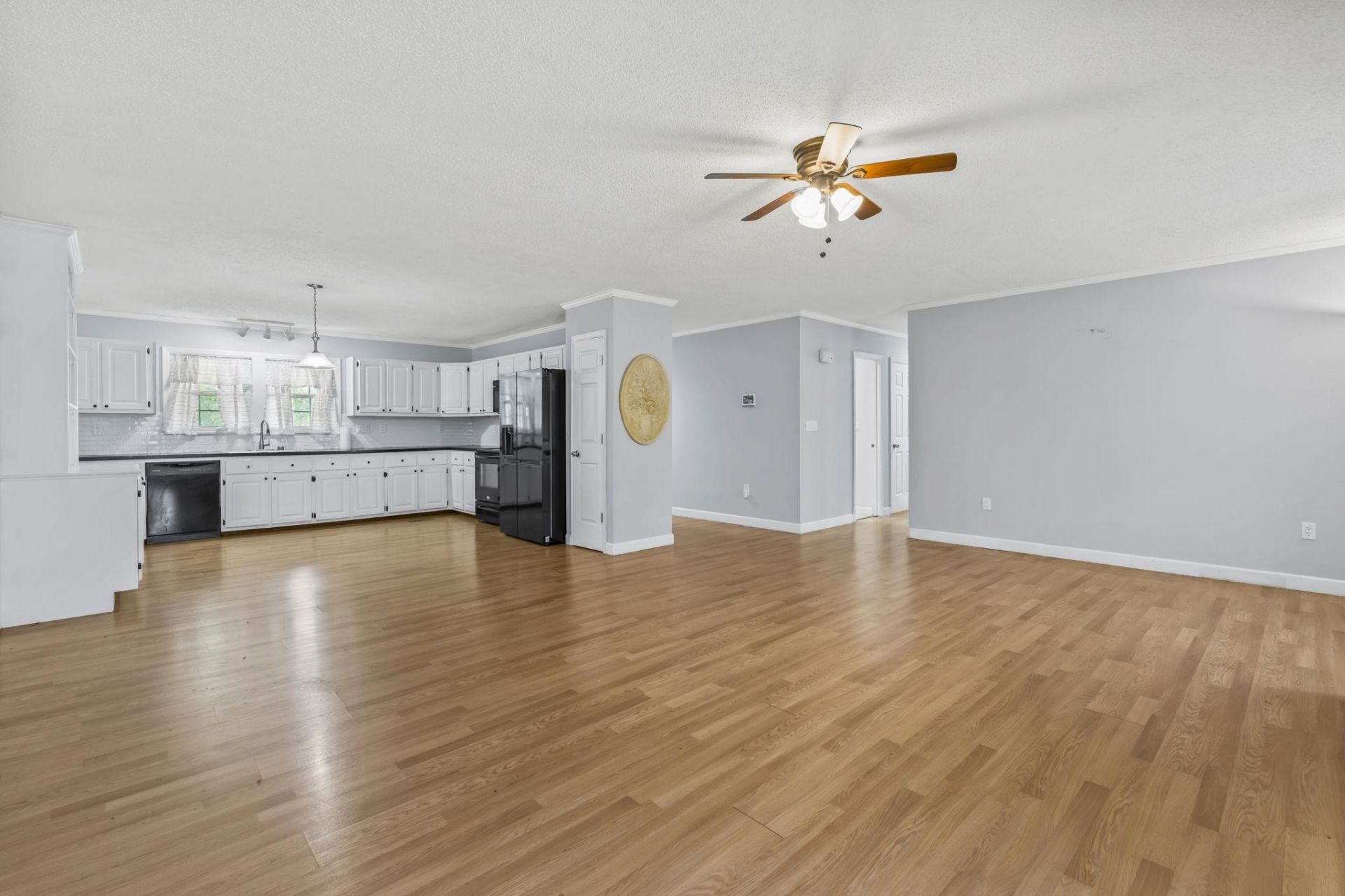 11831 N Highway 905 Photo 9