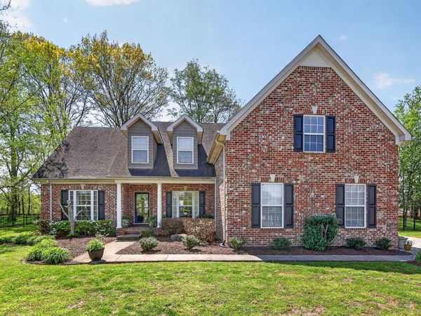 1307 John Hood Dr, Rockvale, TN 37153