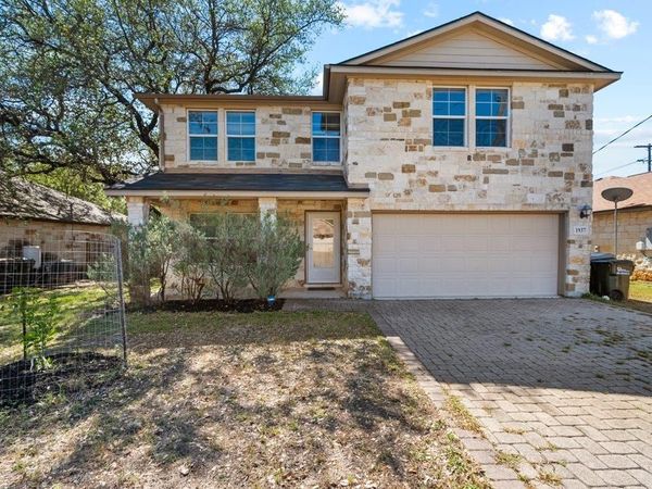 1937 Stonehaven, San Marcos, TX 78666