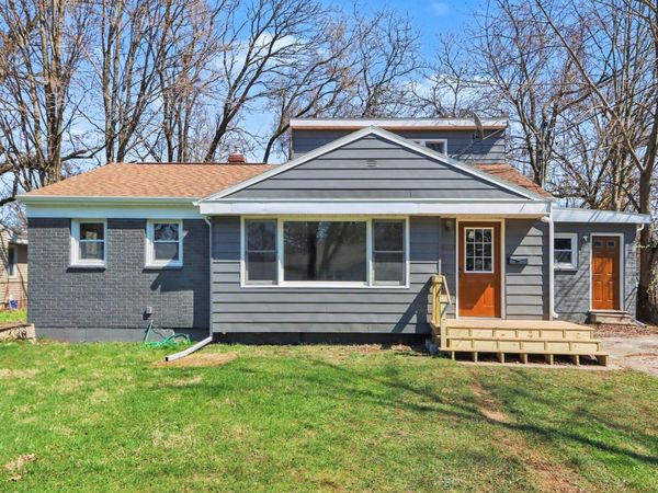 1332 Manor Street, Kalamazoo, MI 49006