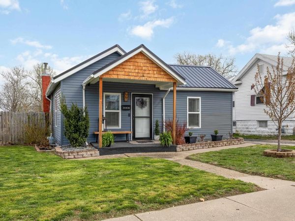 1717 CEDAR Street, Quincy, IL 62305