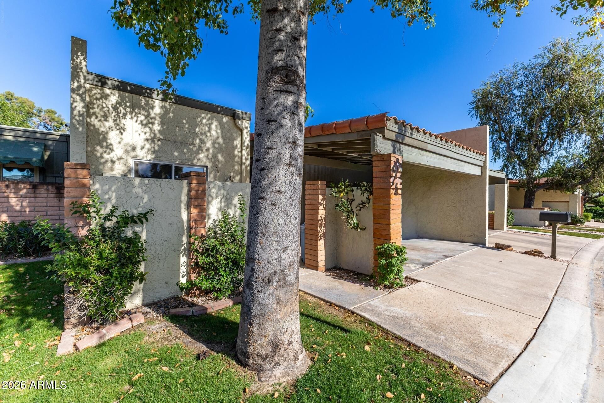 4323 N 28th Way, Phoenix, AZ 85016 Main Photo