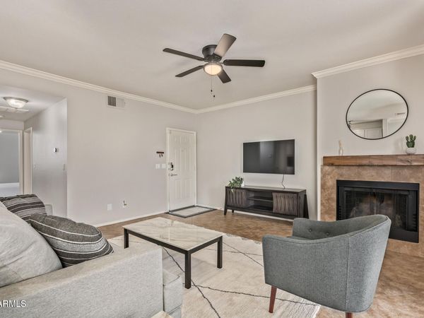 7009 E ACOMA Drive, Unit 2002, Scottsdale, AZ 85254