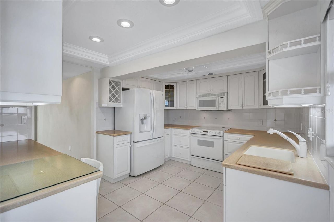 6140 Midnight Pass Road, Unit 904, Sarasota, FL 34242 Photo