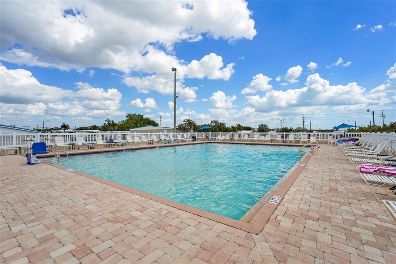 6624 Marina Drive, Bradenton, FL 34207 Photo