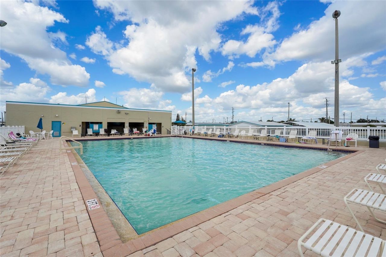 6624 Marina Drive, Bradenton, FL 34207 Photo