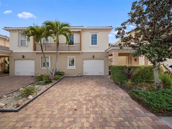 7668 BERGAMO AVENUE , SARASOTA, FL 34238