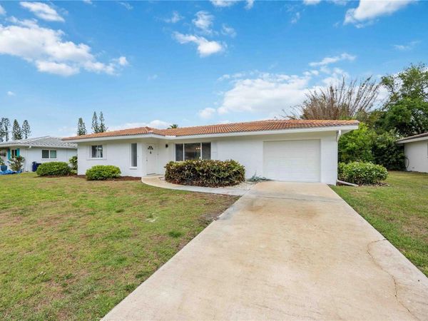 2501 CASS STREET , SARASOTA, FL 34231