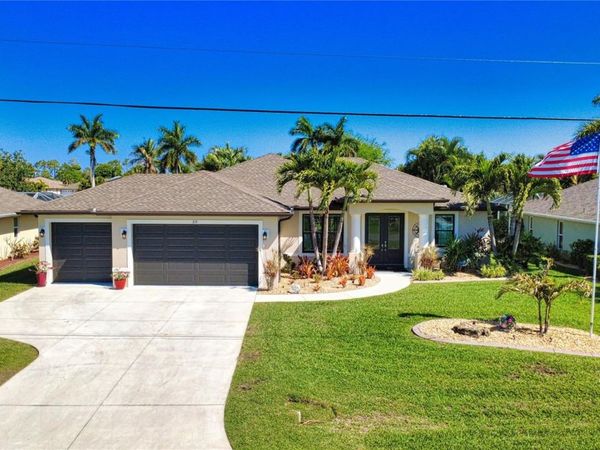 39 MEDALIST ROAD, ROTONDA WEST, FL 33947