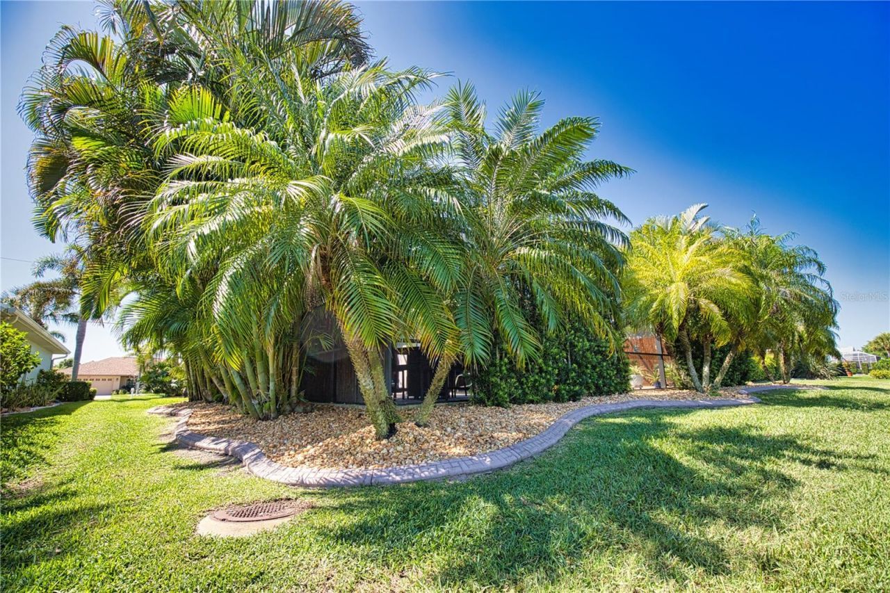 39 Medalist Road, Rotonda West, FL 33947 Photo