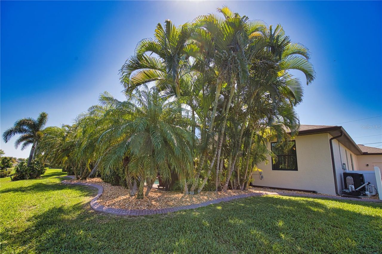 39 Medalist Road, Rotonda West, FL 33947 Photo