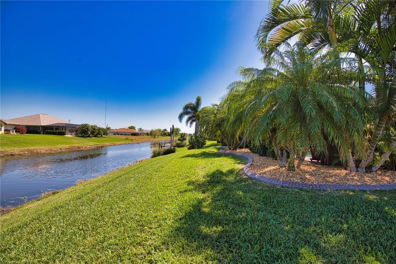 39 Medalist Road, Rotonda West, FL 33947 Photo