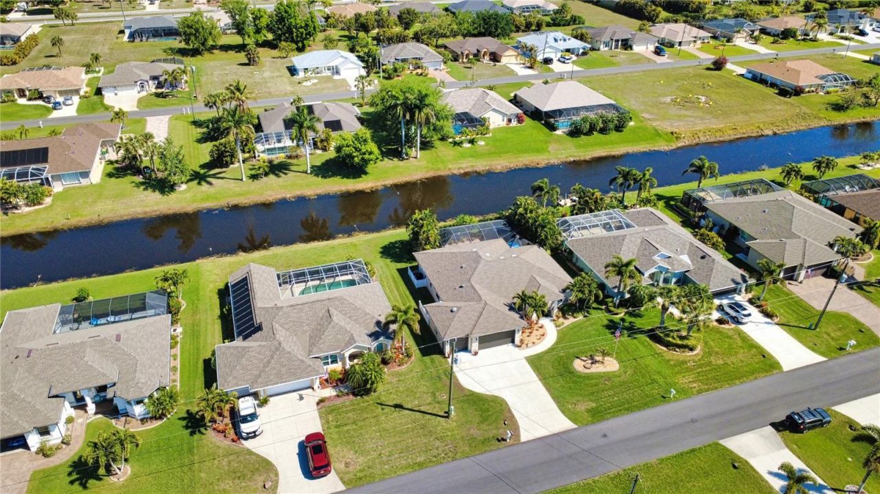 39 Medalist Road, Rotonda West, FL 33947 Photo