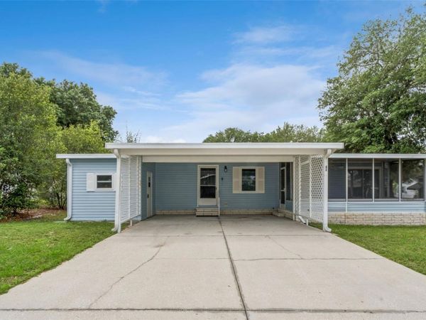 42 MAPLEHURST AVENUE , DEBARY, FL 32713