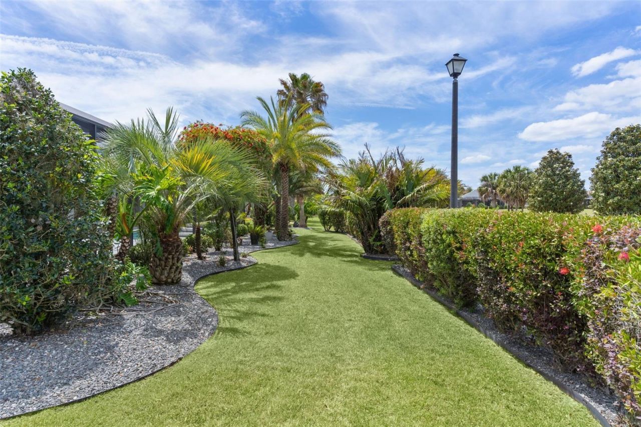 2254 Isleworth Circle, The Villages, FL 32163 Photo