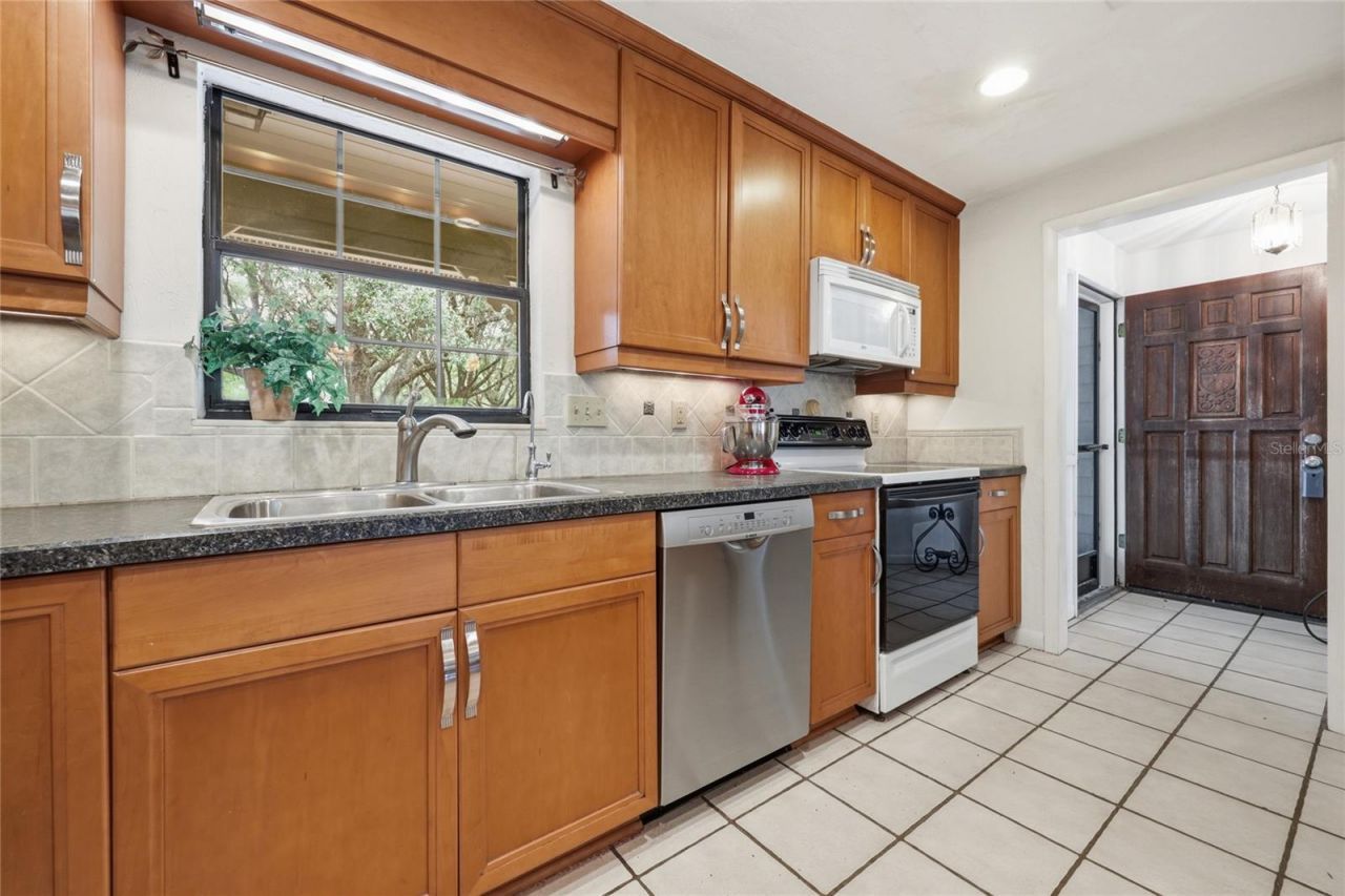 17611 NW 266th Street , High Springs, FL 32643 Photo