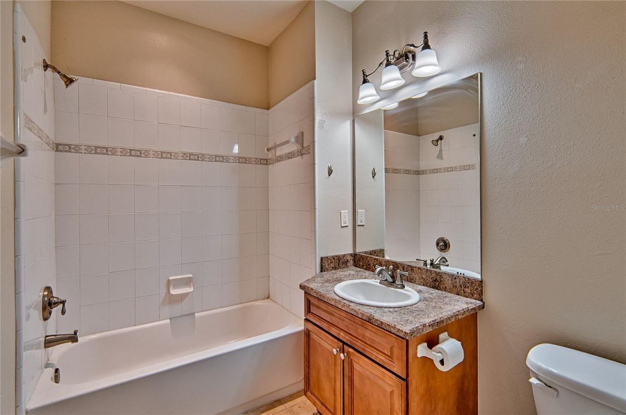 1500 NW 4th Avenue , Unit 213, Gainesville, FL 32603 Photo
