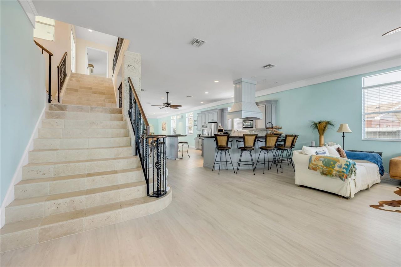 708 Ocean Avenue, New Smyrna Beach, FL 32169 Photo