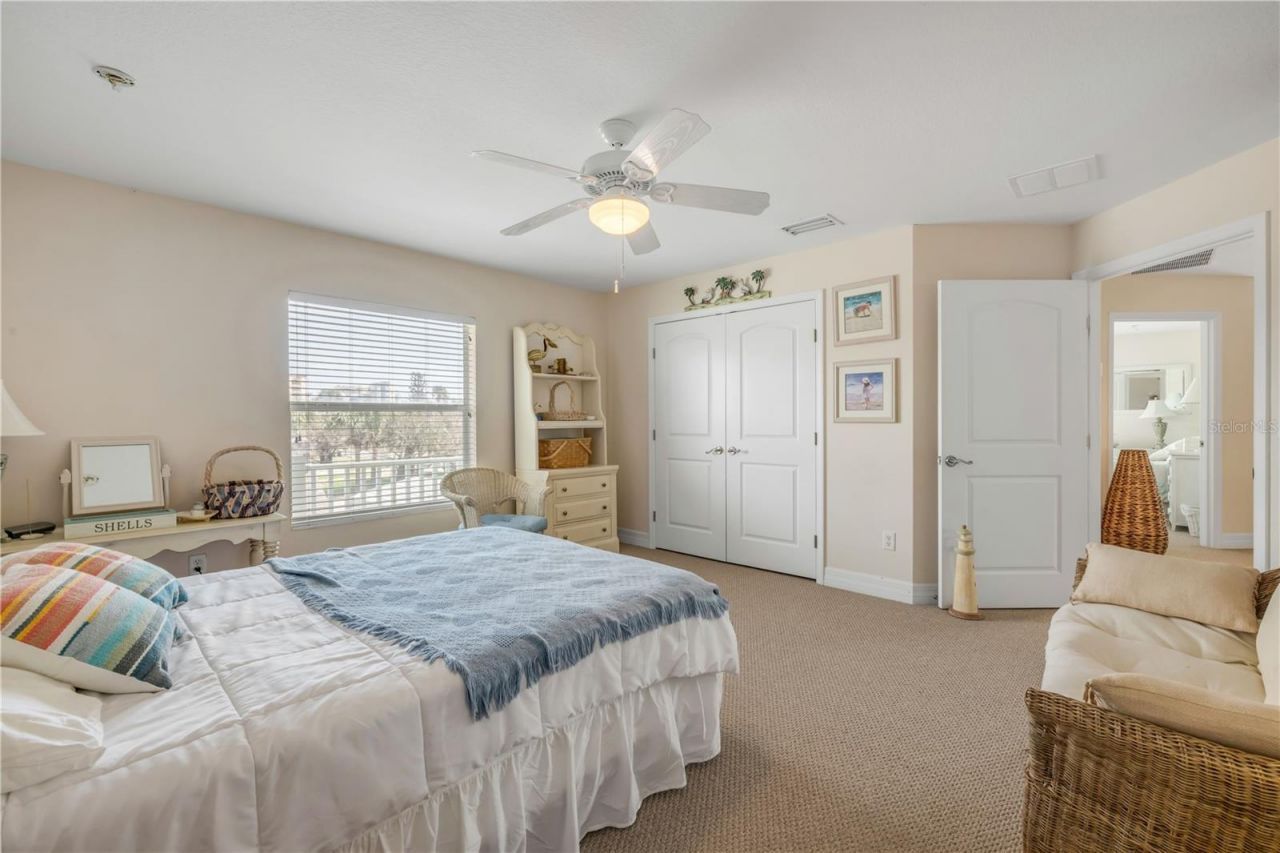 708 Ocean Avenue, New Smyrna Beach, FL 32169 Photo