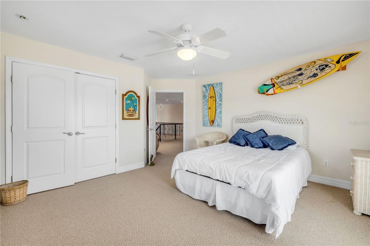 708 Ocean Avenue, New Smyrna Beach, FL 32169 Photo