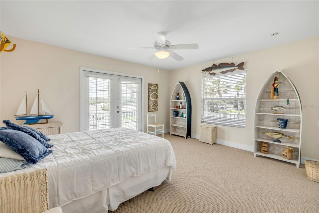 708 Ocean Avenue, New Smyrna Beach, FL 32169 Photo