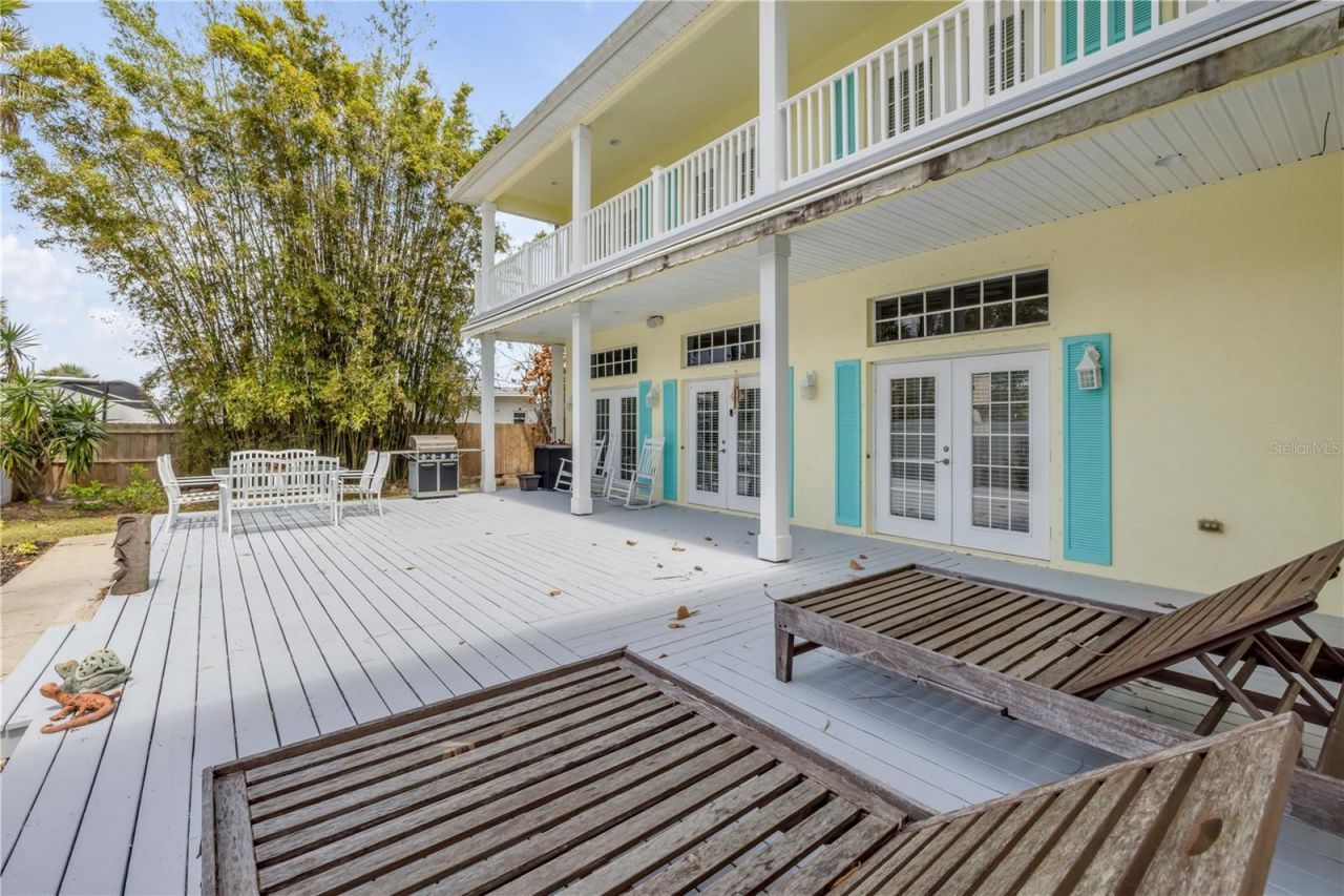 708 Ocean Avenue, New Smyrna Beach, FL 32169 Photo