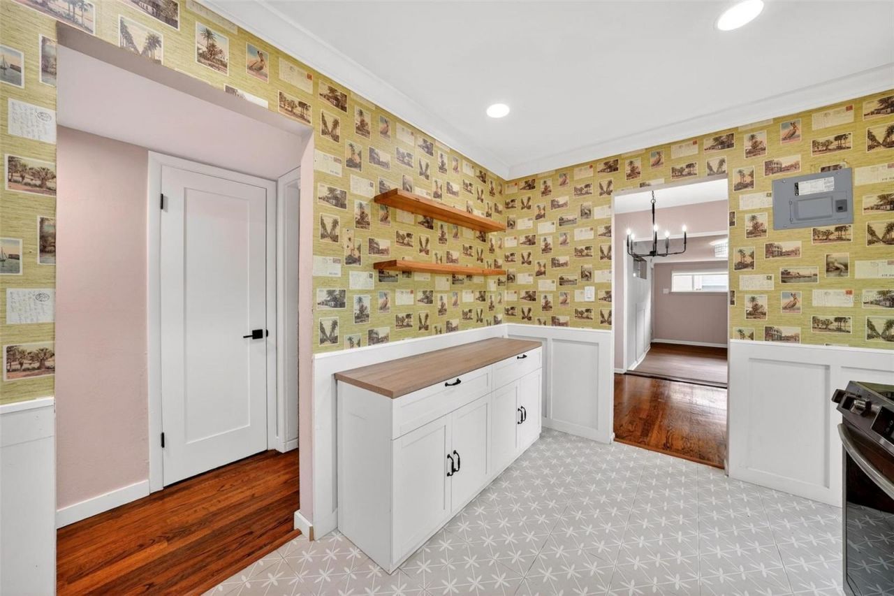 5314 E Kaley Street , Orlando, FL 32812 Photo