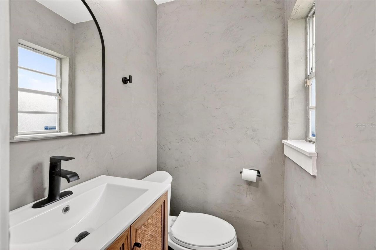 5314 E Kaley Street , Orlando, FL 32812 Photo