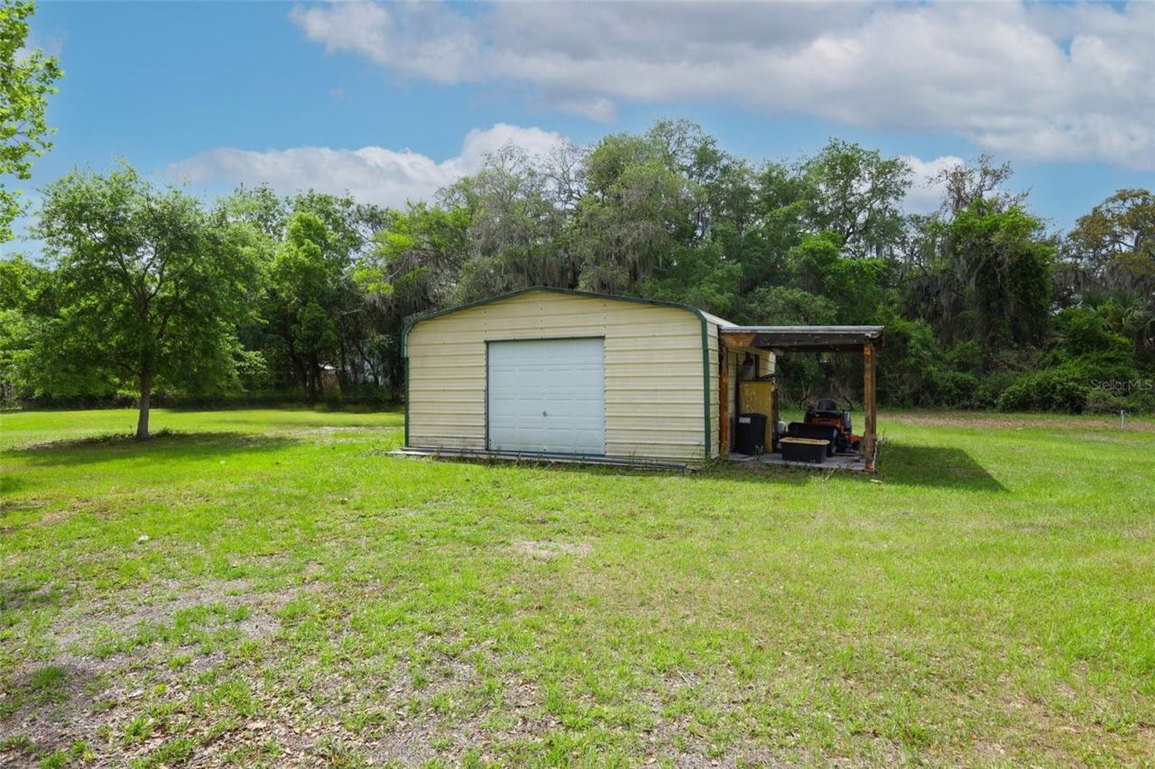 665 Lake Mills Road , Chuluota, FL 32766 Photo