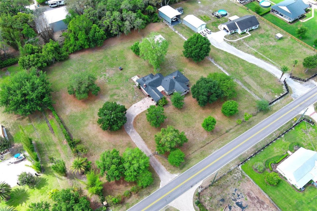 665 Lake Mills Road , Chuluota, FL 32766 Photo