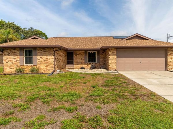 1020 AVIS, DELTONA, FL 32738