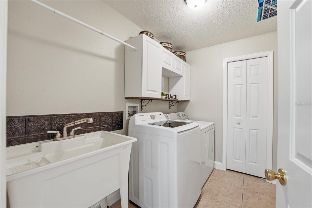 1813 Lakewood Drive , Saint Cloud, FL 34771 Photo